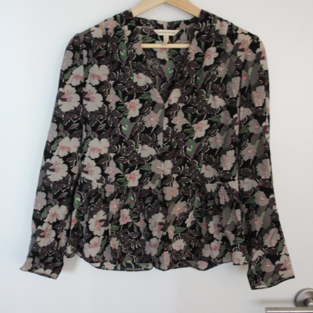100% Silk Rebecca Taylor floral blk light pink top